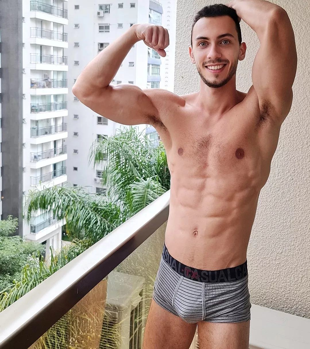 my Bulge or ArmPits ?