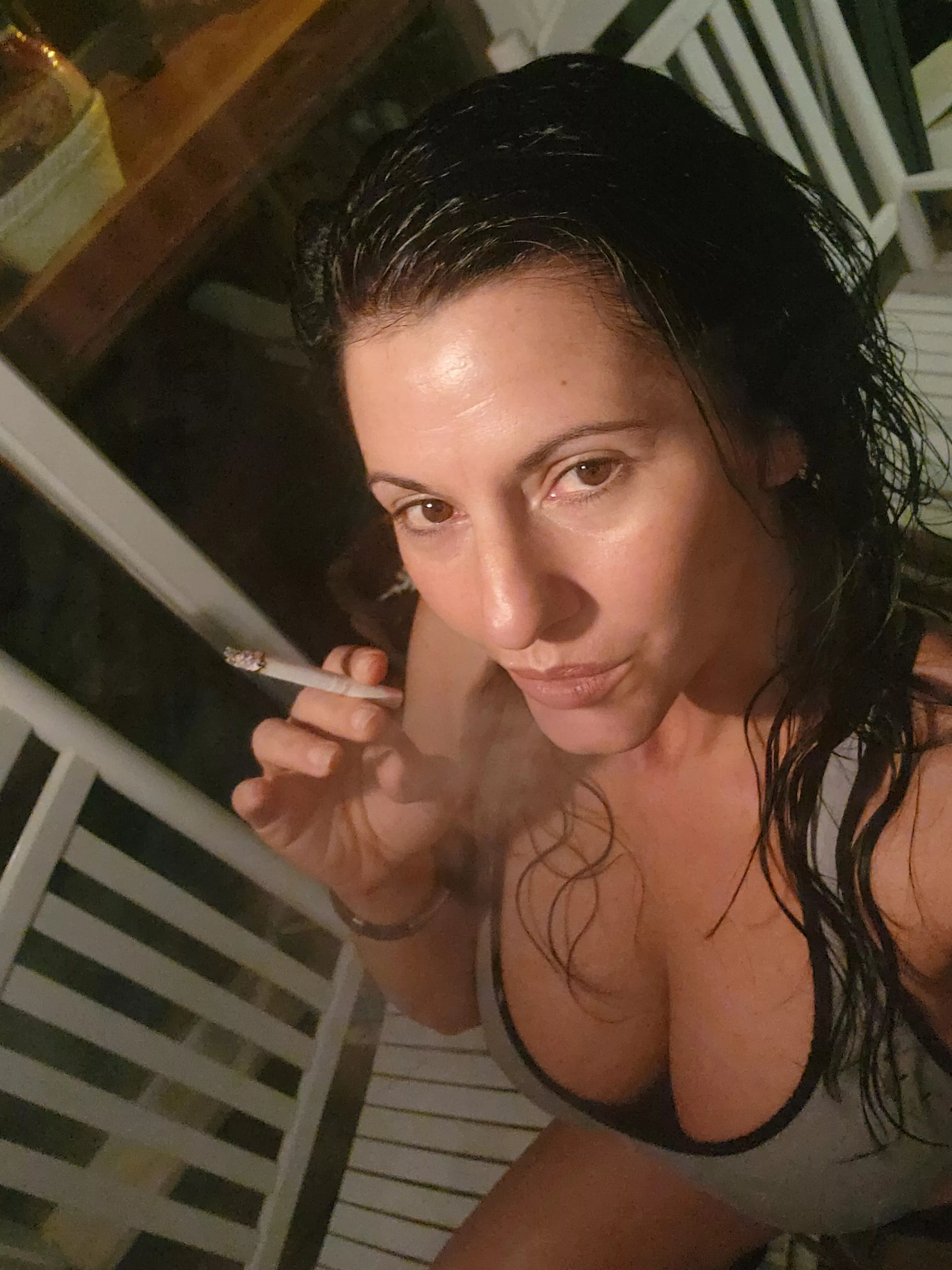 my morning smoke I had a video but can't upload here 😕