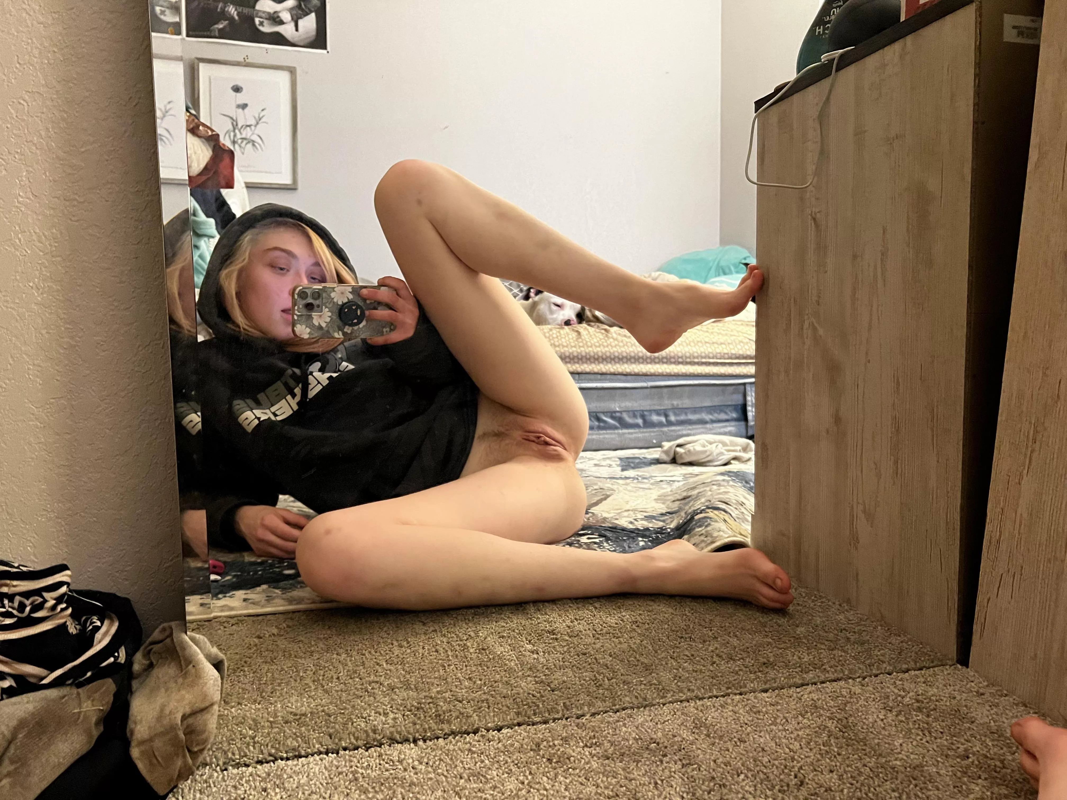 My pretty little pussy really needs some dick right now 🥹