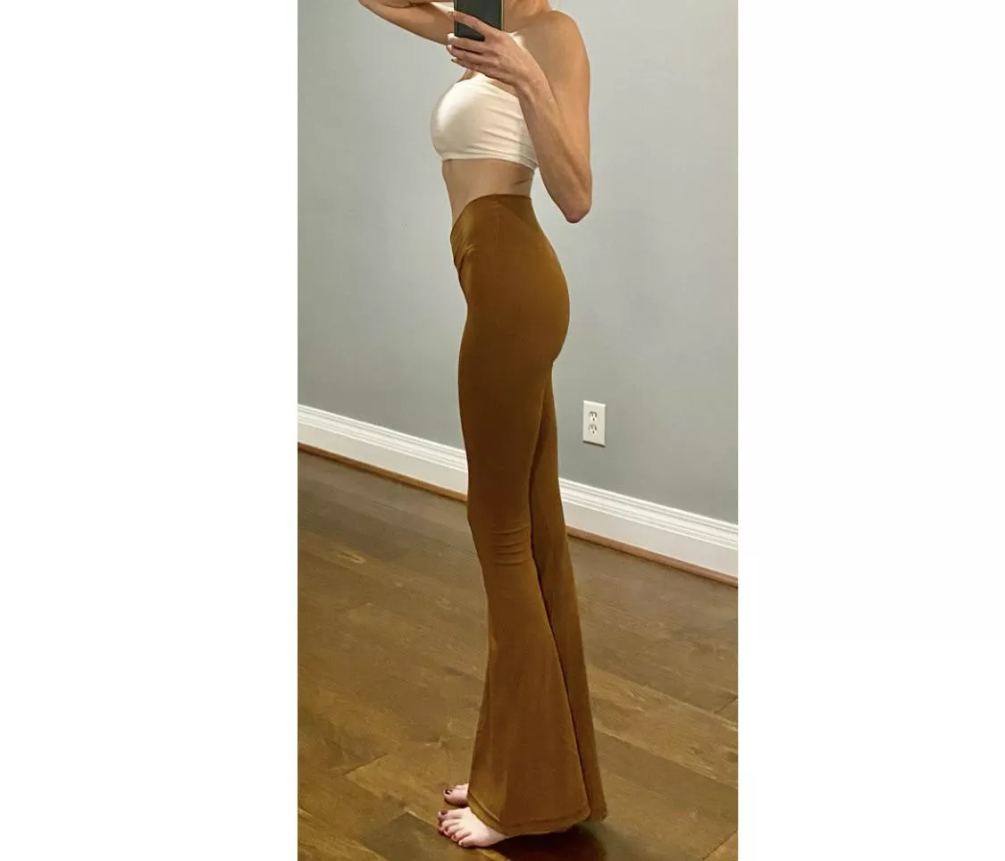 Obsessed with my new flare yoga pants 🤩