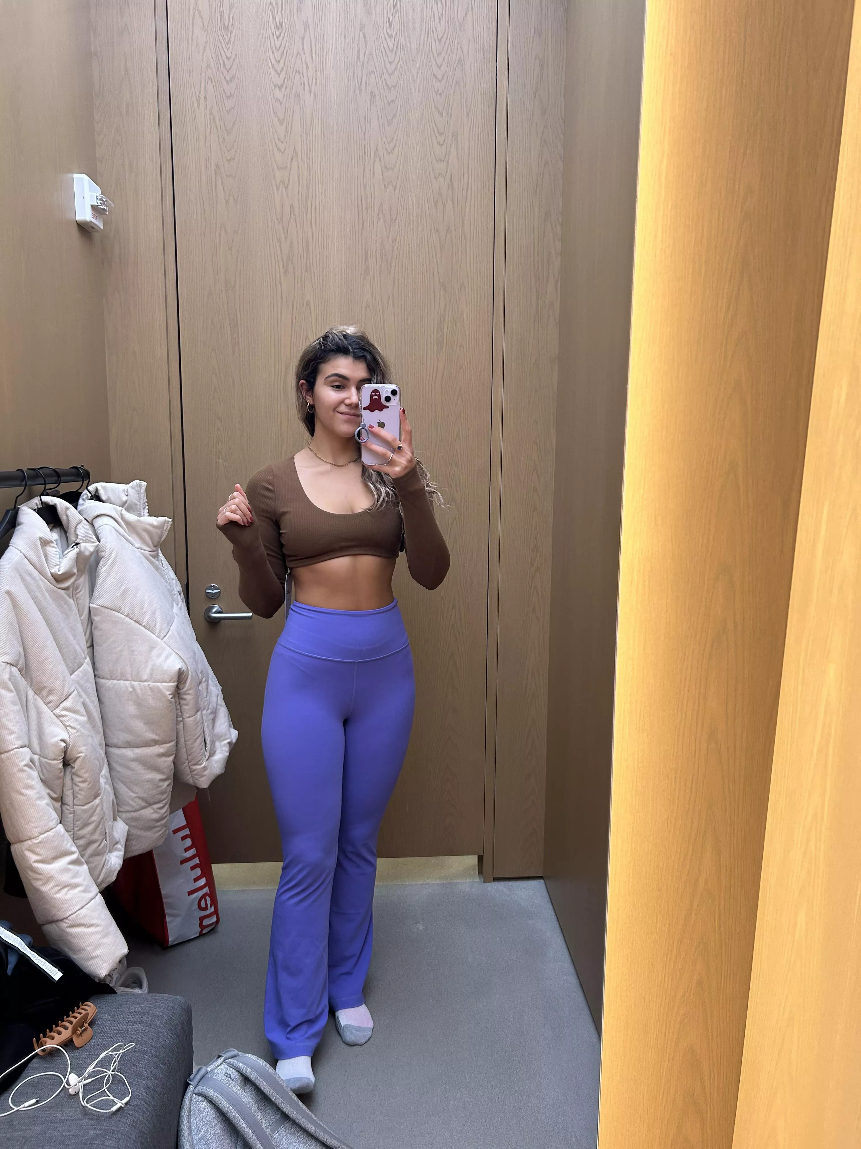 One of my favorite yoga pants in my collection 🥰