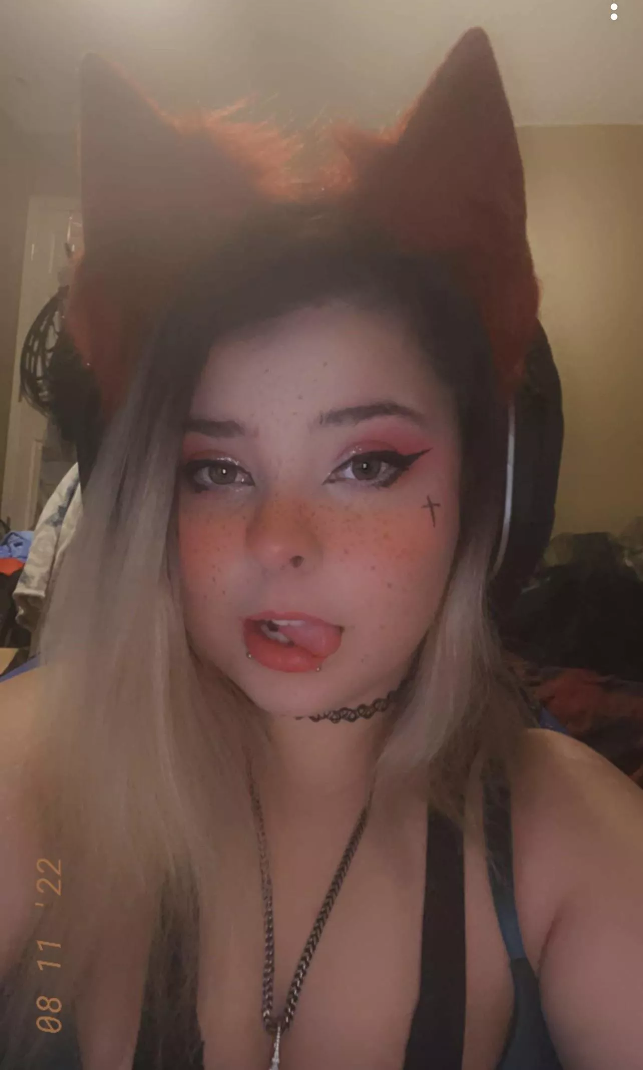 Perfect day to grind some ranked on Apex 🥰❤️