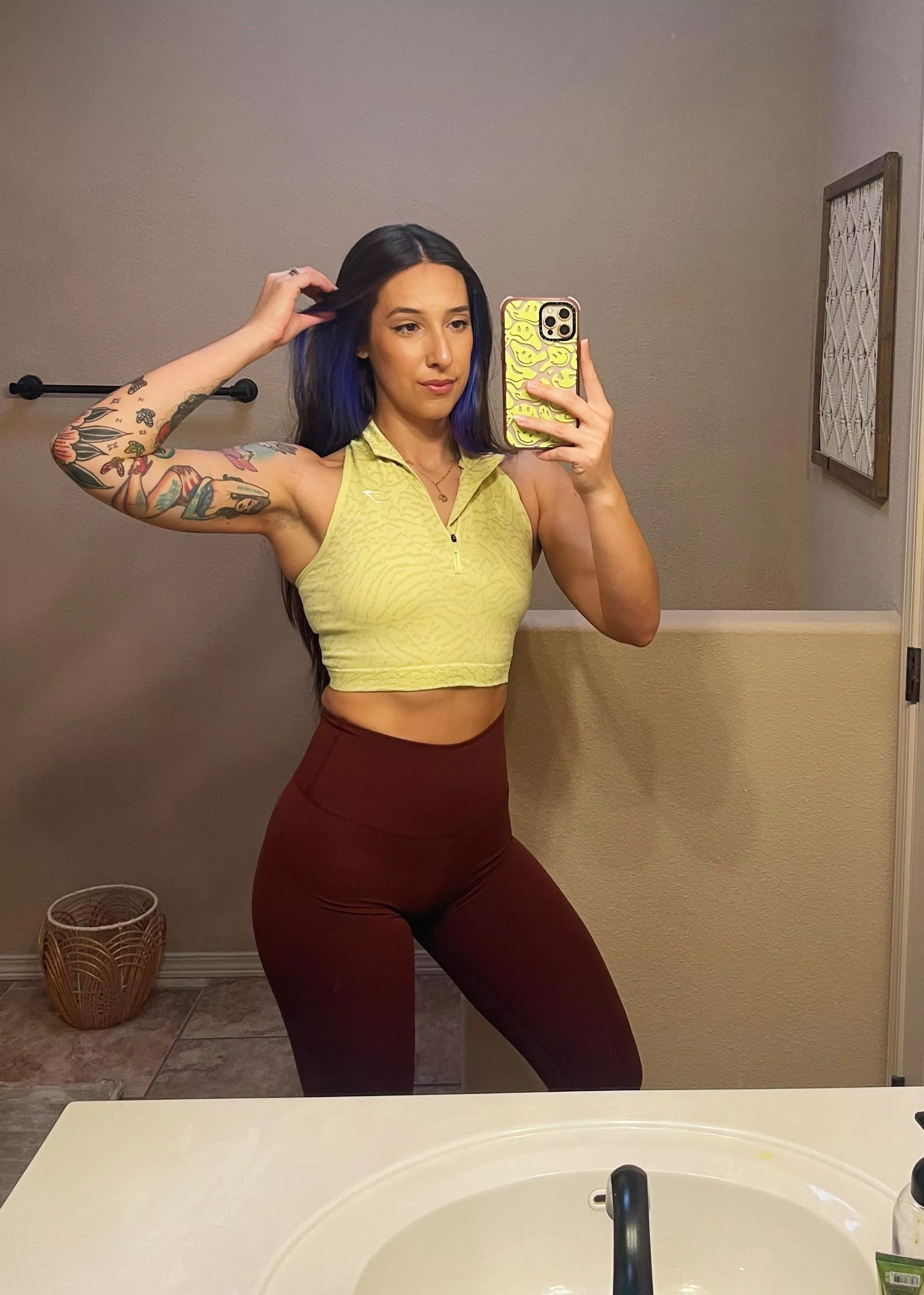 Ready (f)or a killer upper body day 💪🏽 (OC)