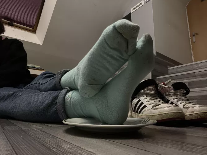 Serving you todays extra smelly blue rainbow socks