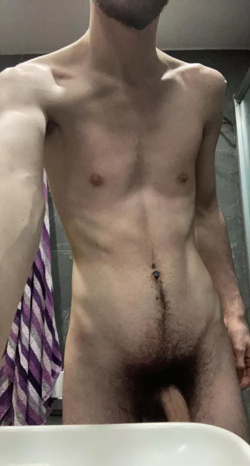 Sniff my hairy pubes😈😈😈