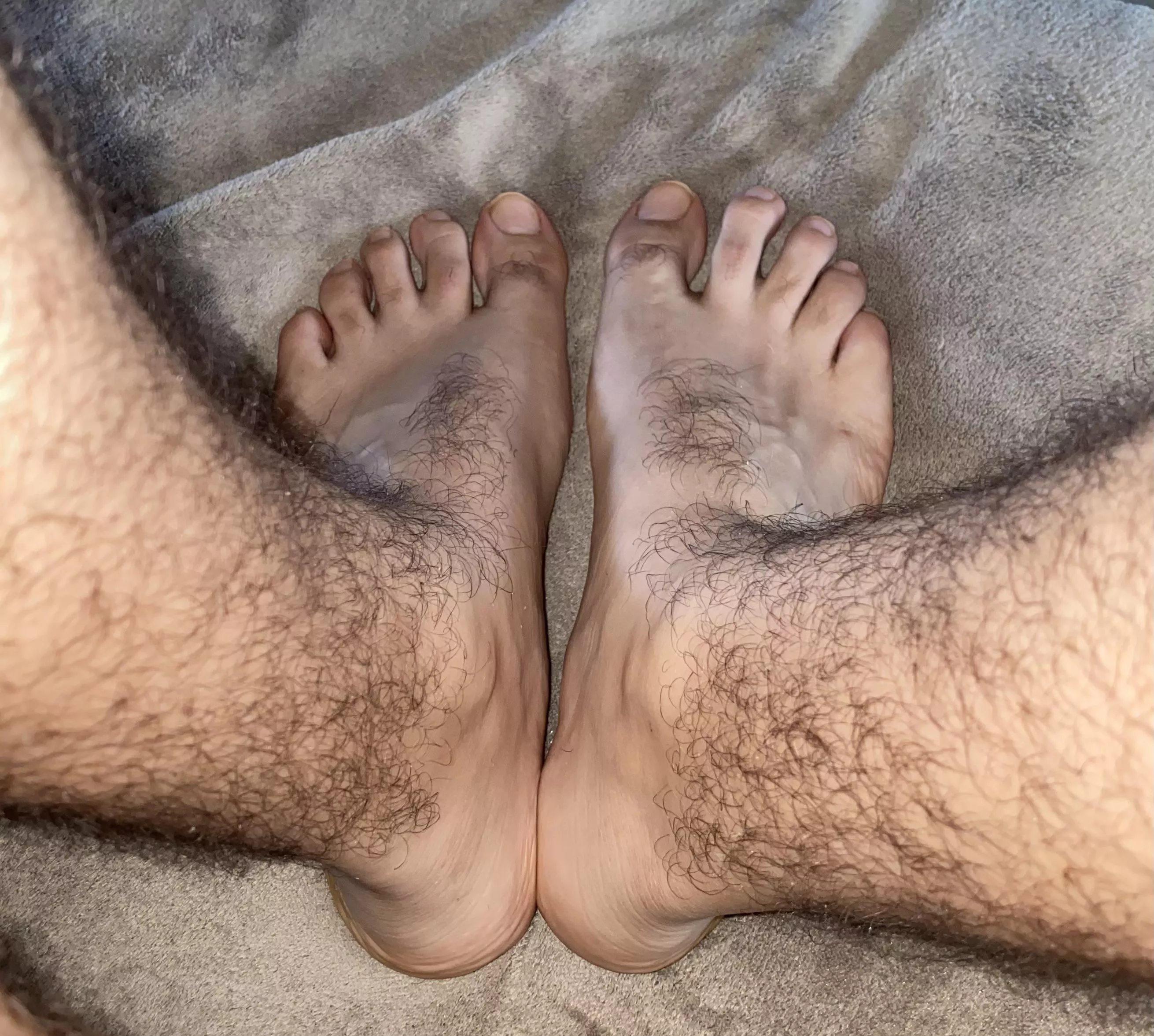 Some more of my hairy size 10 feet. 😜
