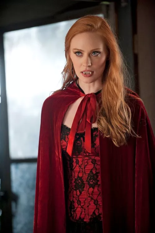 The work day would go by faster if a bud got under desk to be my Deborah Ann Woll for a while