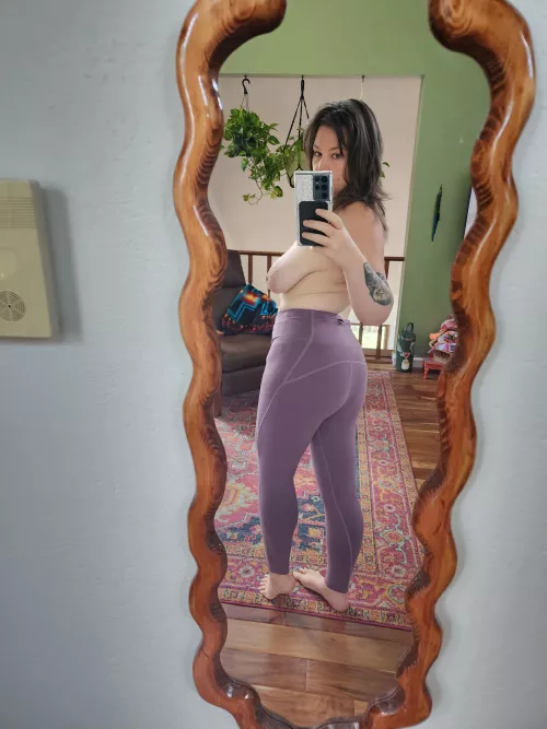 these yoga pants are so comfy