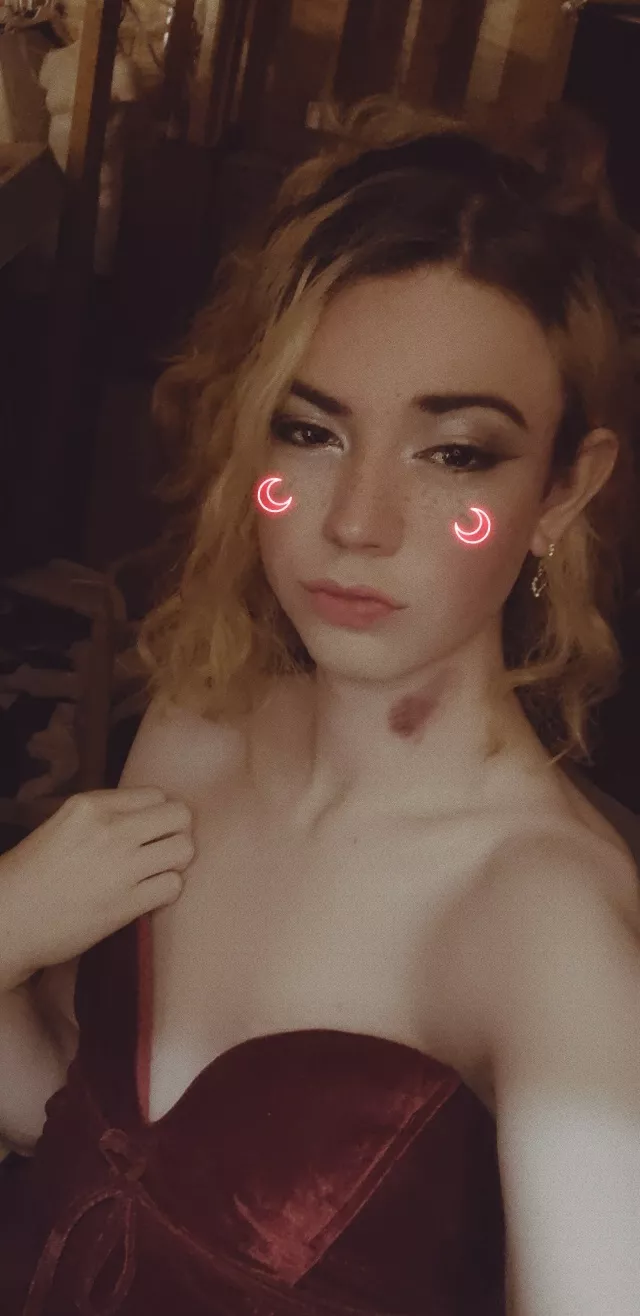 This is my new favorite picture of myself. What do you think?