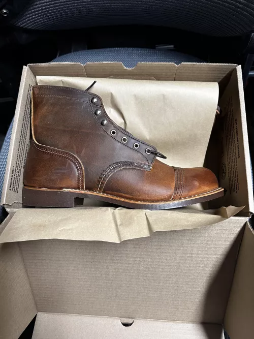 This is pair 9 in my boot collection. I have 2 pairs of Whites Moc toe boots a pair of Dr Martens a pair of Solovairs a pair of Thursday Captions a pair of Red Backs a pair of Ariat lacers a pair of Ariat cowboy boots an now a pair of Iron Rangers