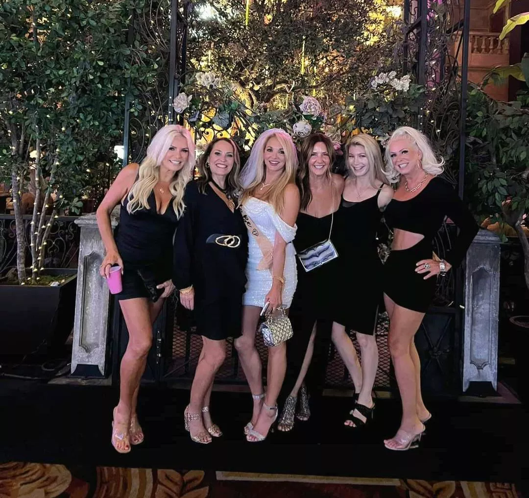 Thoughts about these milfs🤔