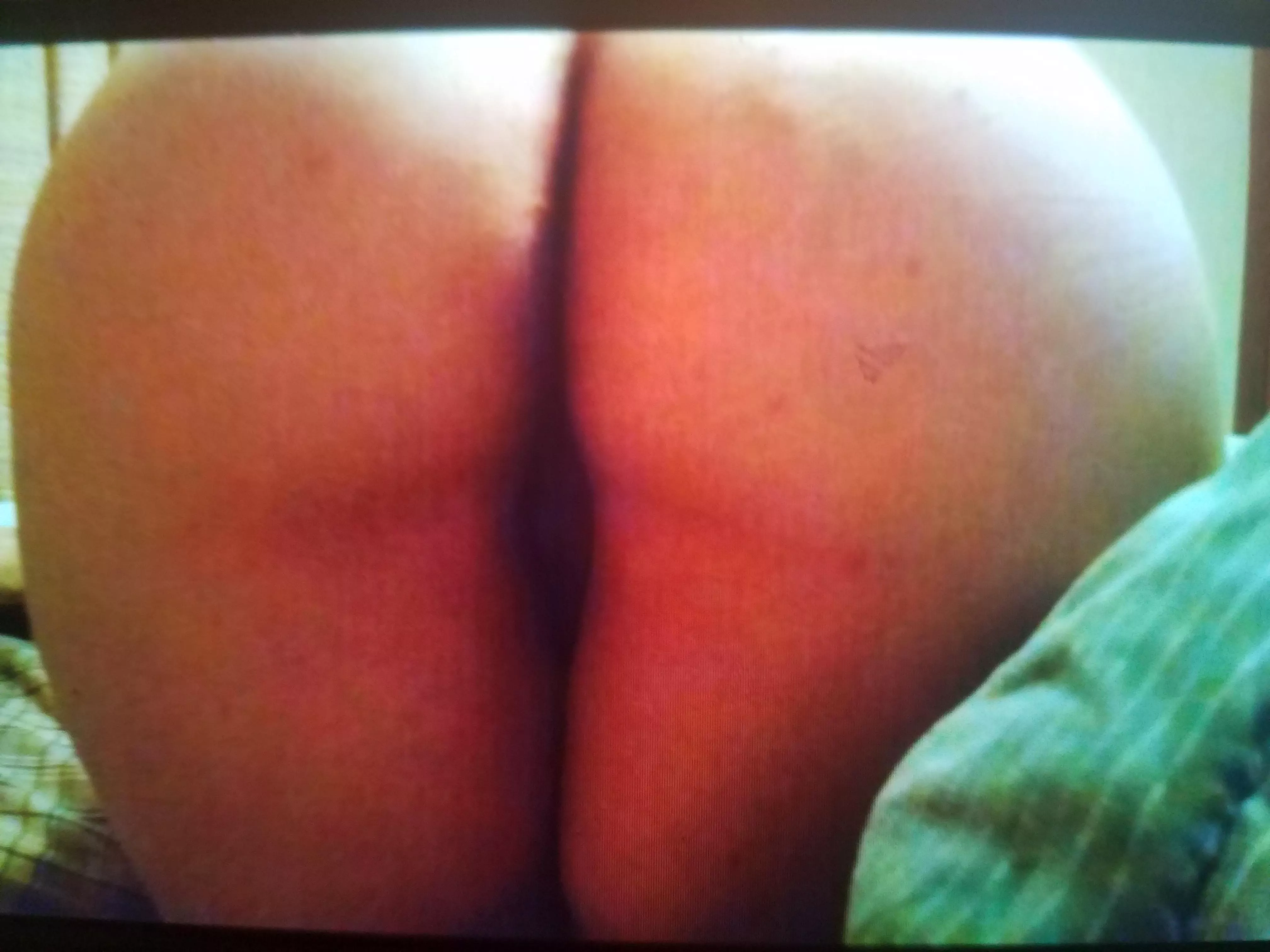 trading pics of my girl