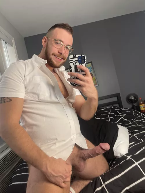 Wanna be daddy’s bottom boy ? 😈