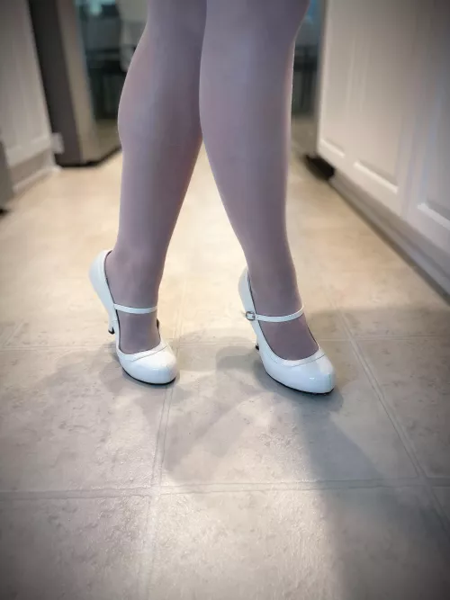 White heels and white stockings 💕