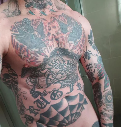 wonder if jeffrey dahmer would like this torso?...