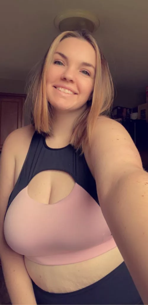 Workout buddy? Momma is tryna be THICKKKK