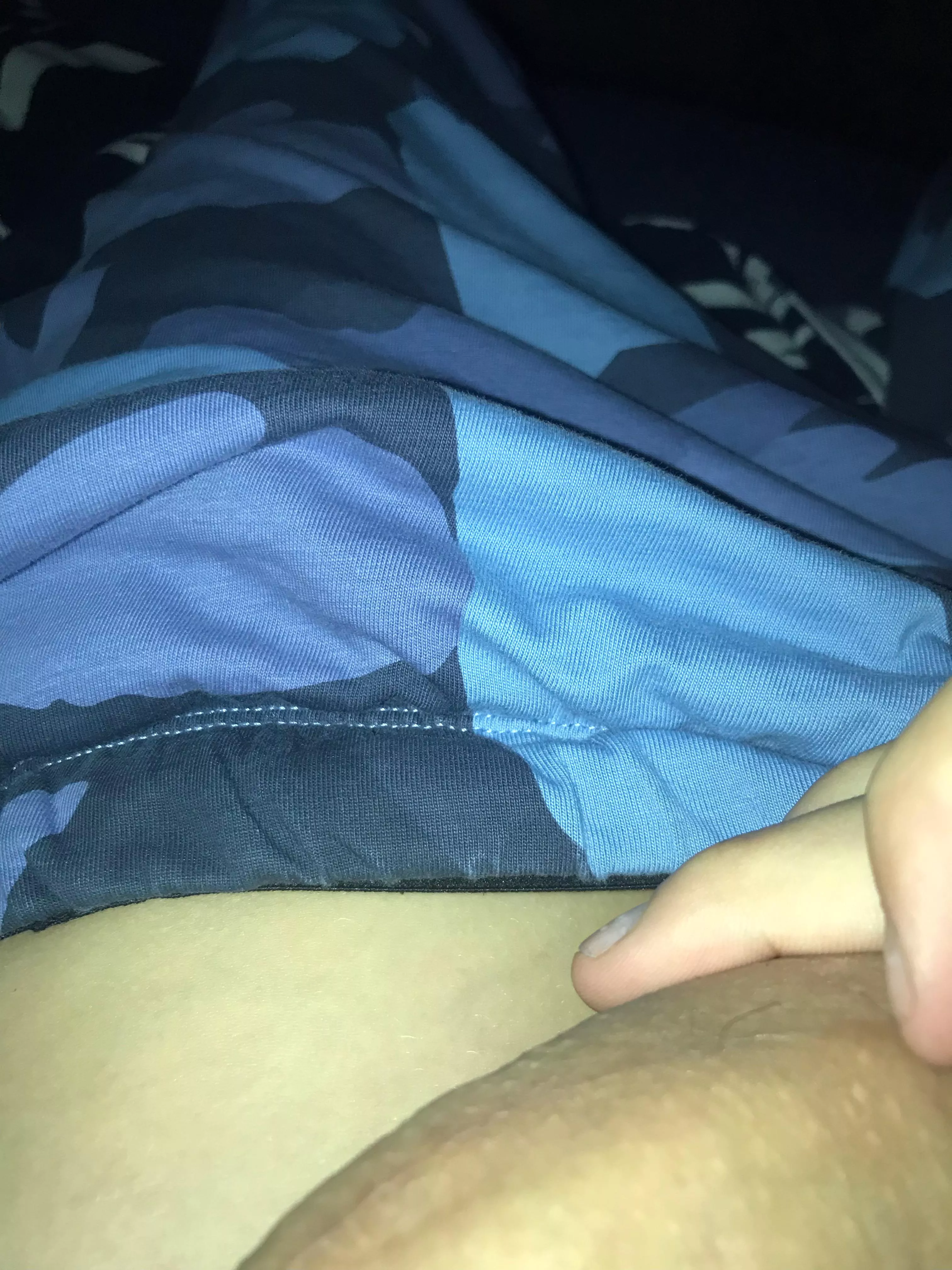 18 add:darkcookie2087 on Snapchat and send some dirty stuff
