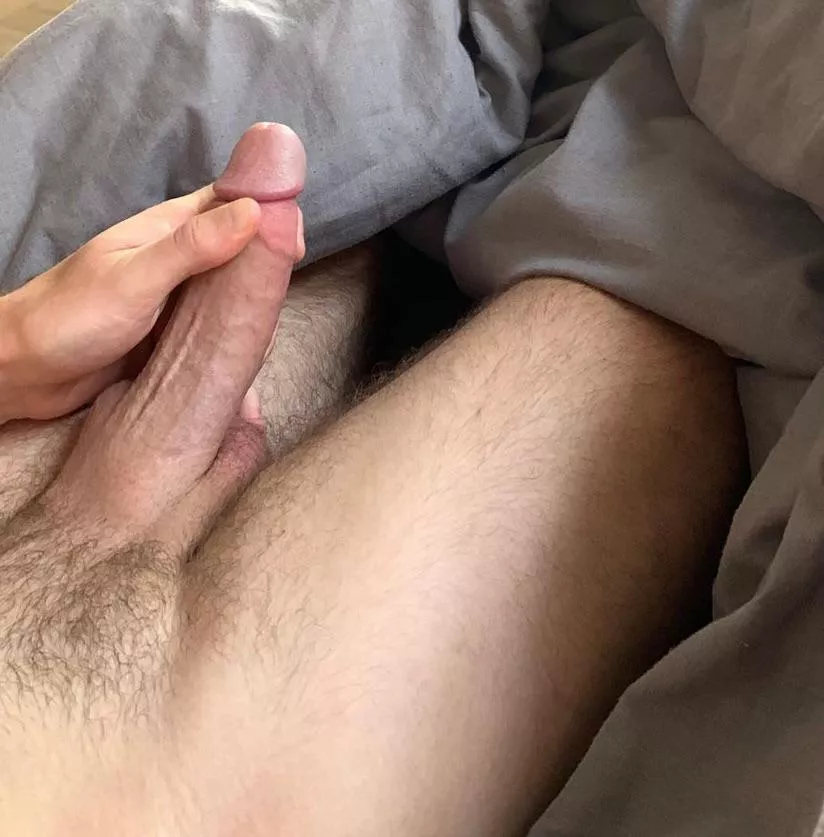 19yrs old and 19cm 🙈, how’s it looking ?