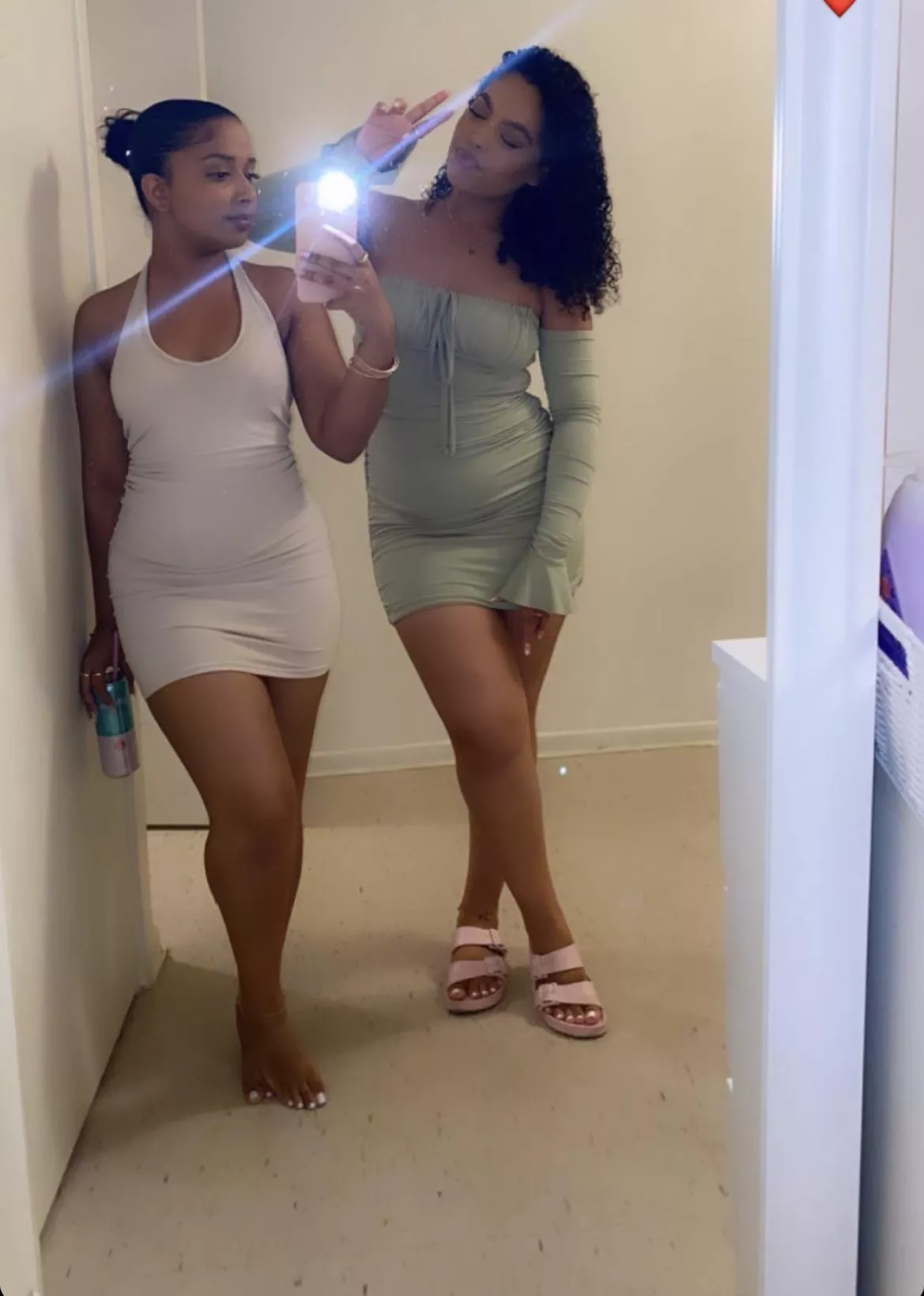 2 brown whores that want to be bred ☺️[F]