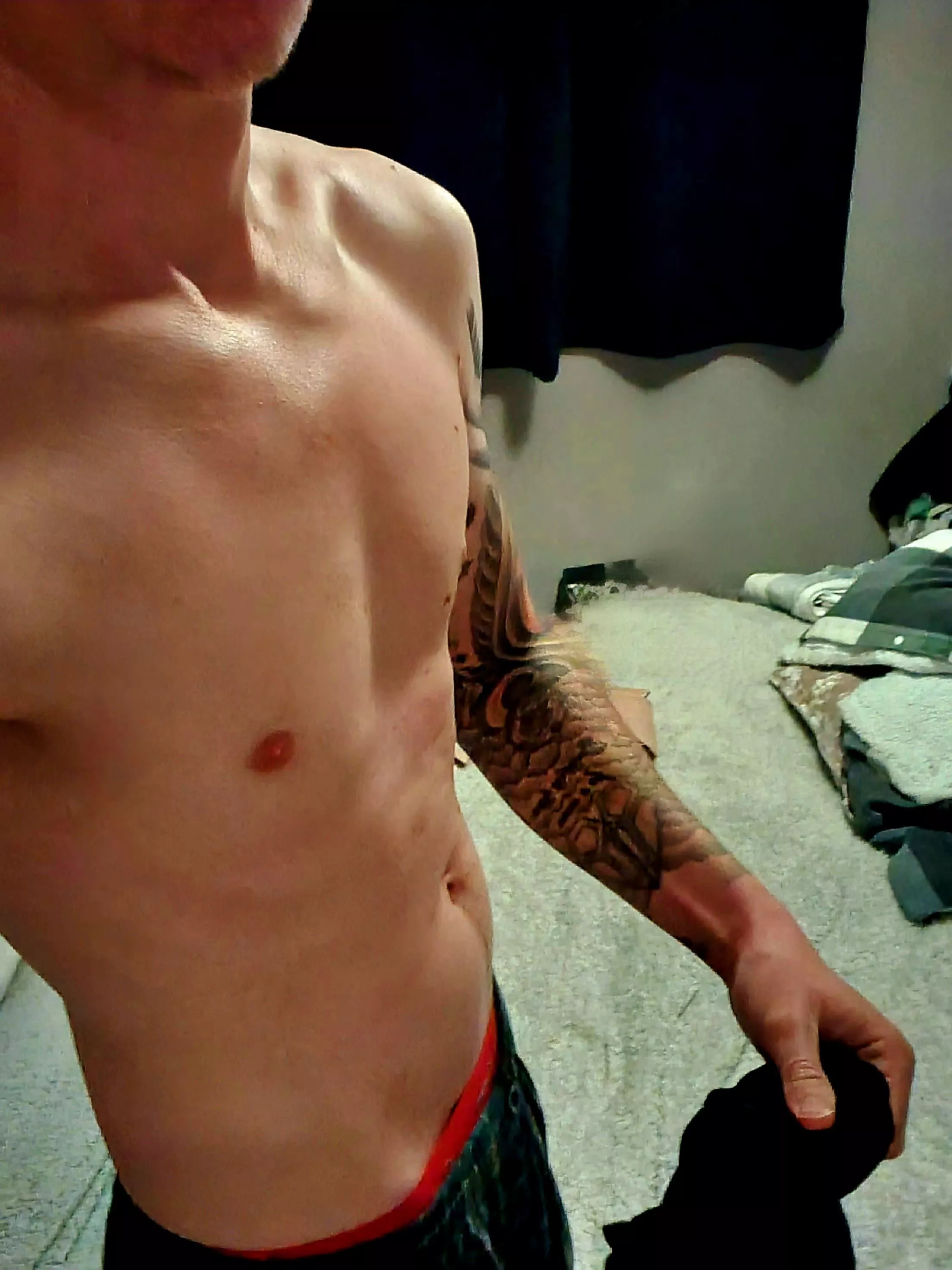 30M - 5'11 - 11 stone - Chest tattoo next.