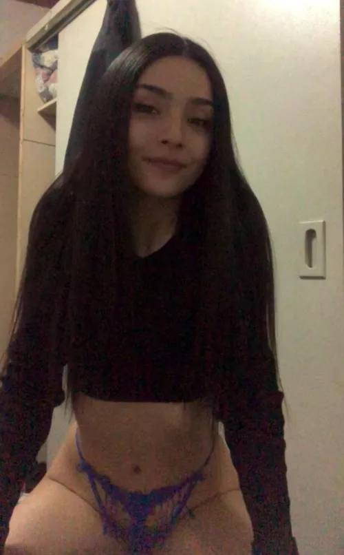 50 upvotes and I'll take off my clothes 😇