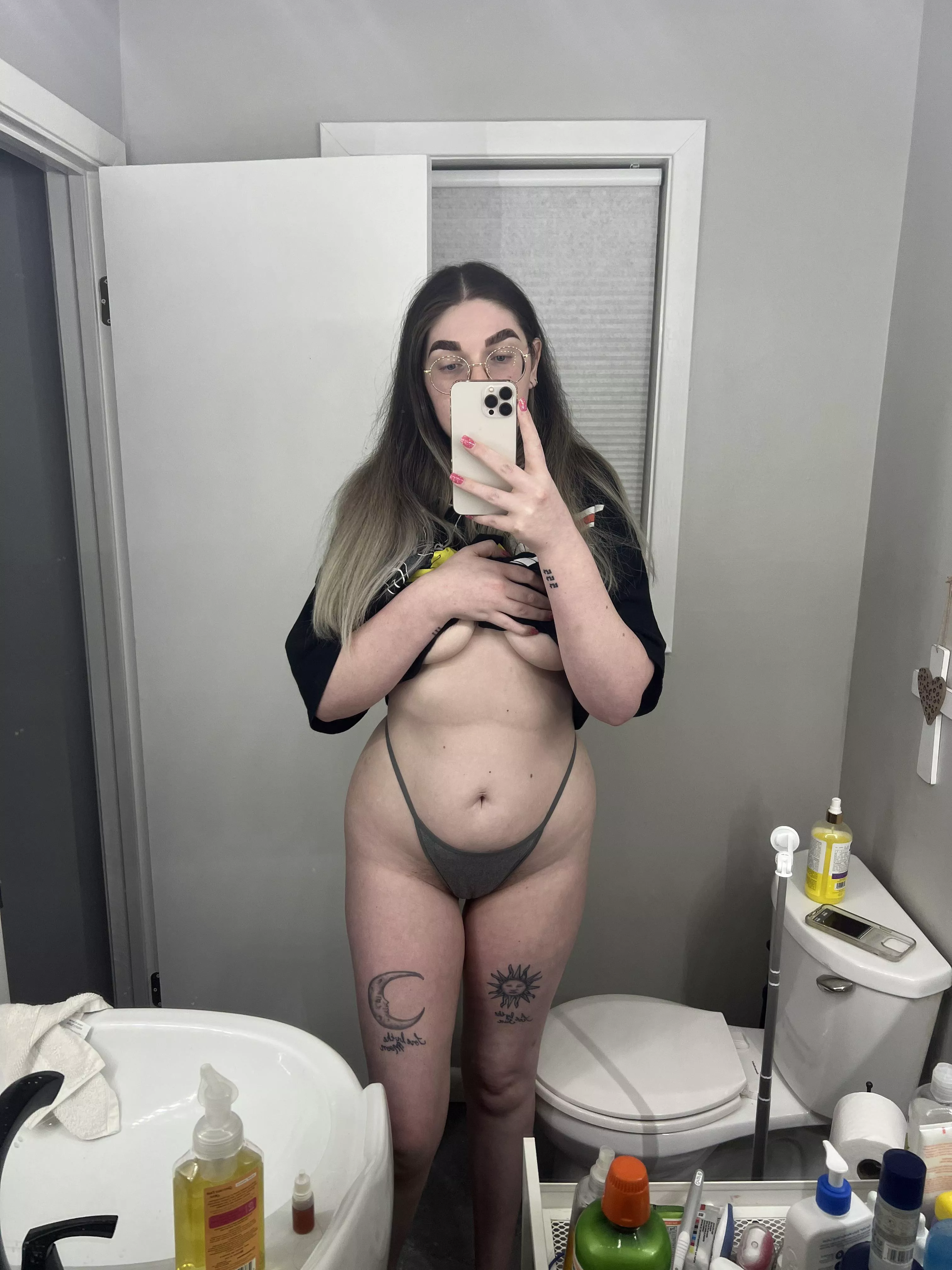 Almost falling out 🙈