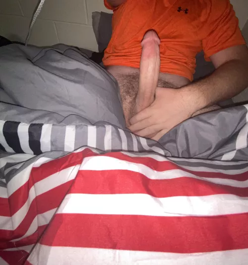 Be quiet my roommate is in here