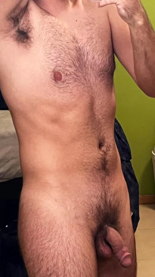 Body pic ft armpit and soft dick