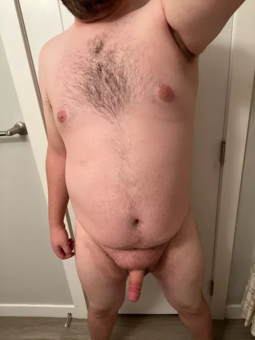 Canadian cub looking for someone to keep me warm this winter