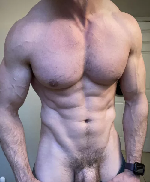 Chest always looks better with a load on it