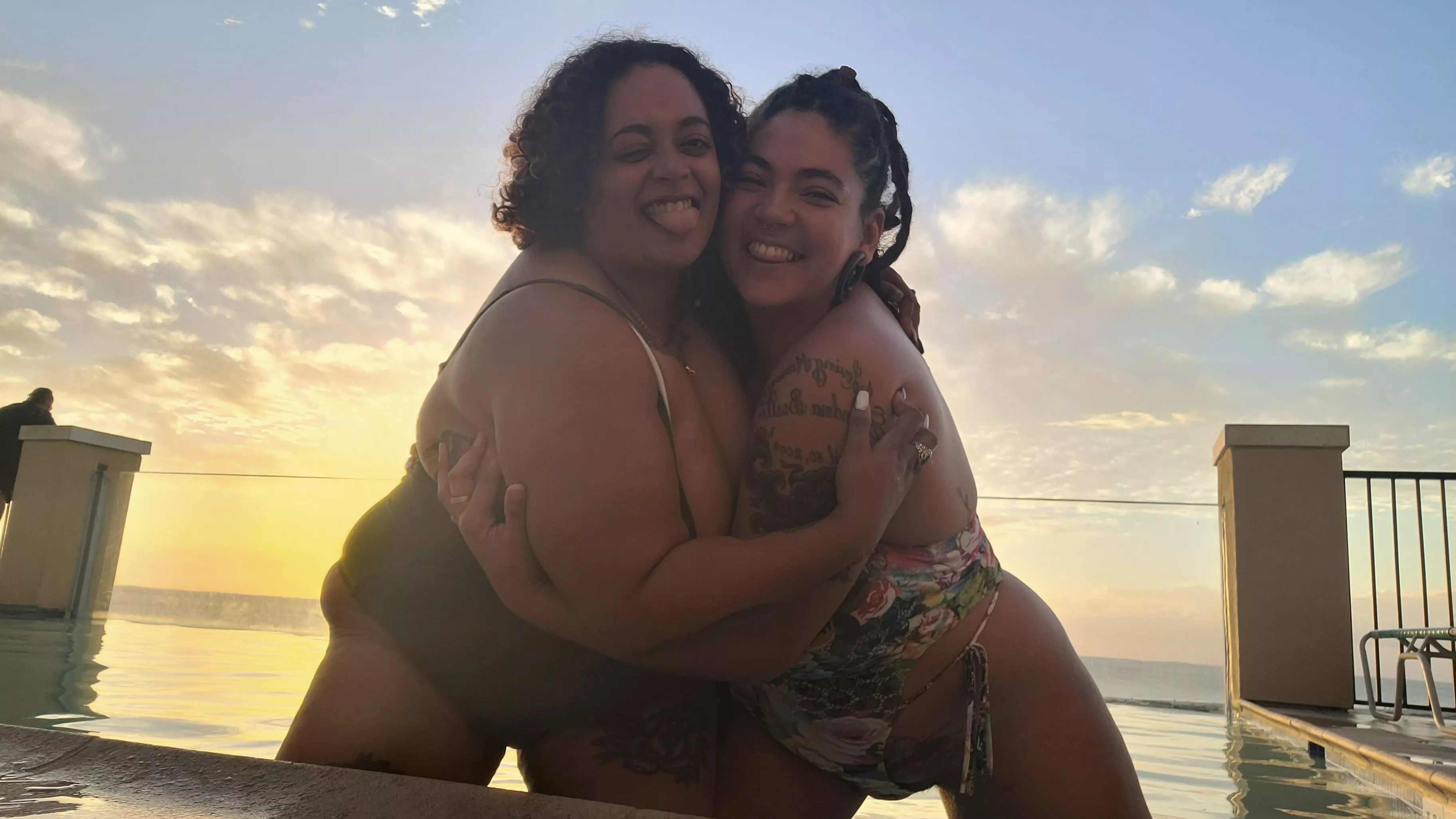 drunk thought but would it be hot for my sister to beat me up? I'm scared she loves fighting