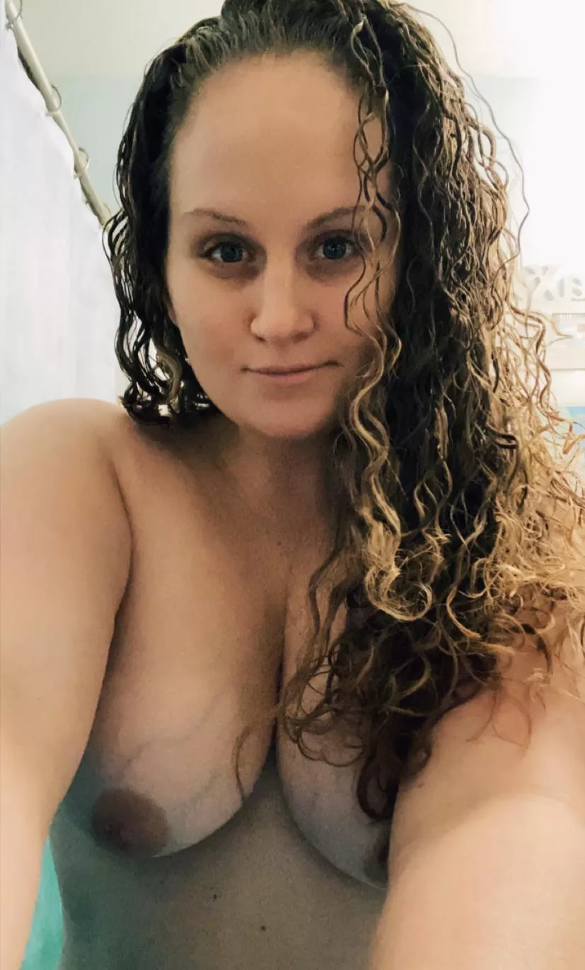 F [34] Make me feel beautiful