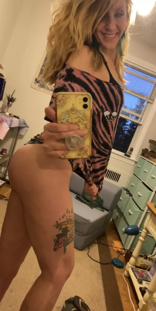 Hello there Reddit world