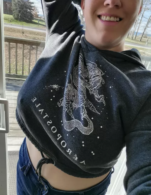 Hope the wind doesn't toss my shirt up on today's walk