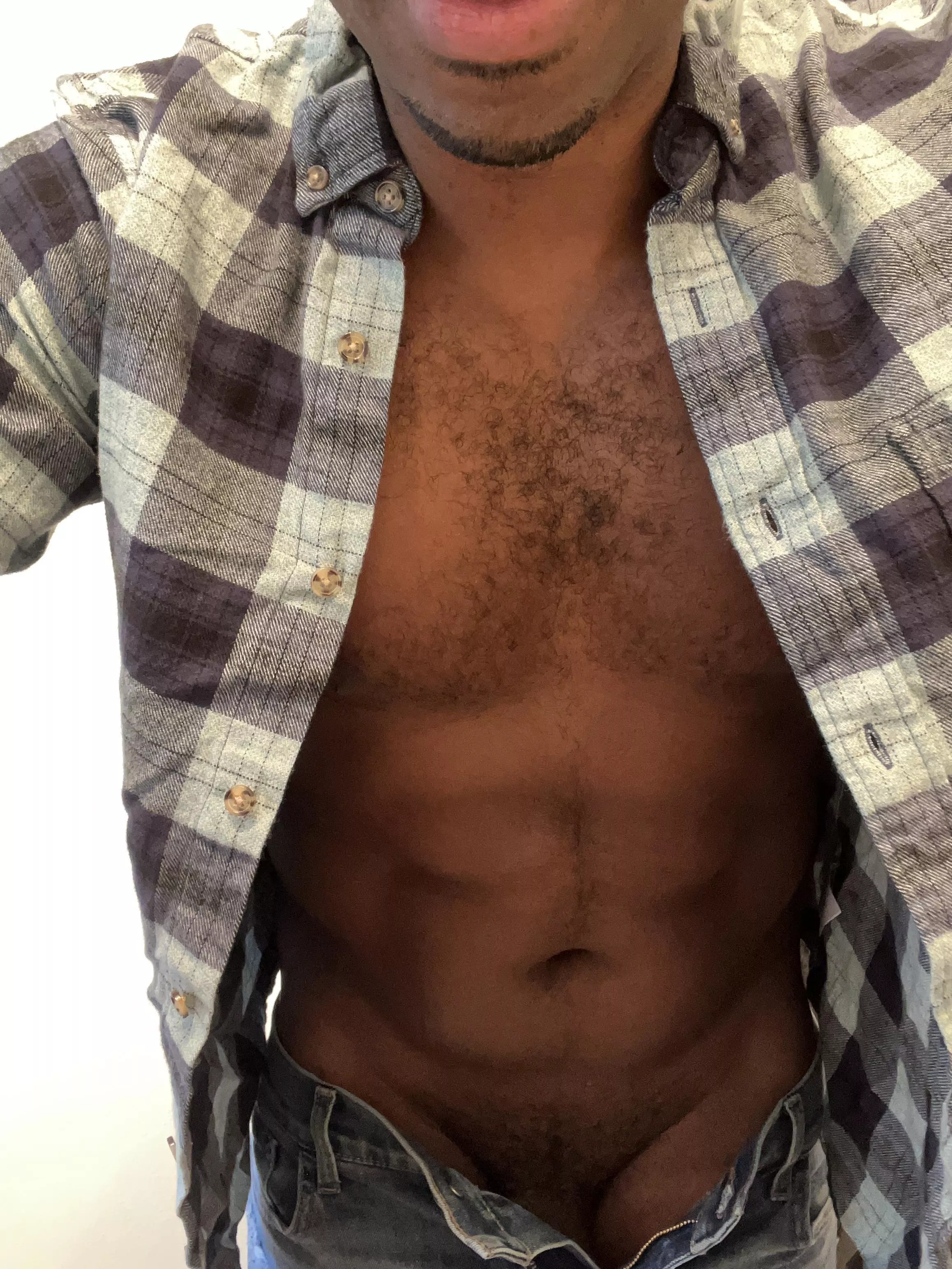 Is it flannel season? Let me know if I’m doing it right.