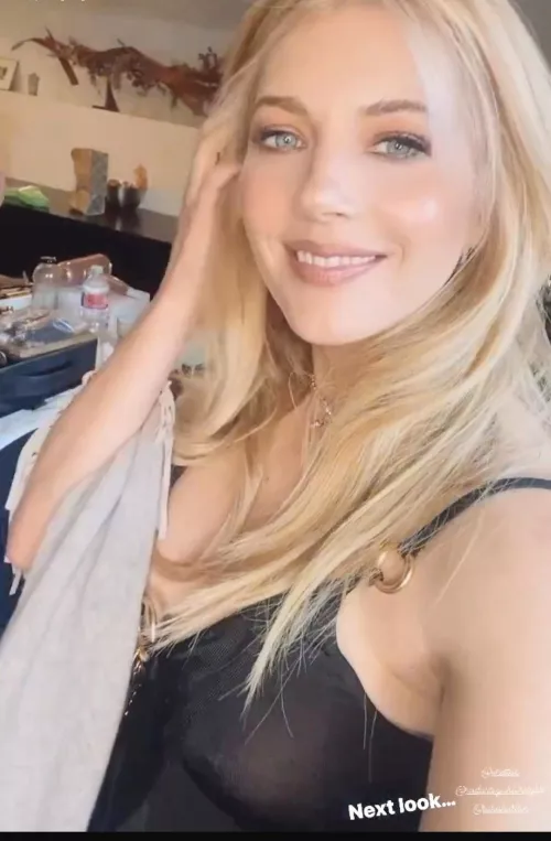 Katheryn Winnick (IG)