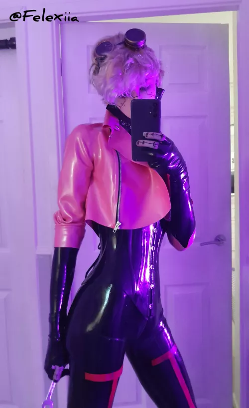 latex cyberpunk cosplay