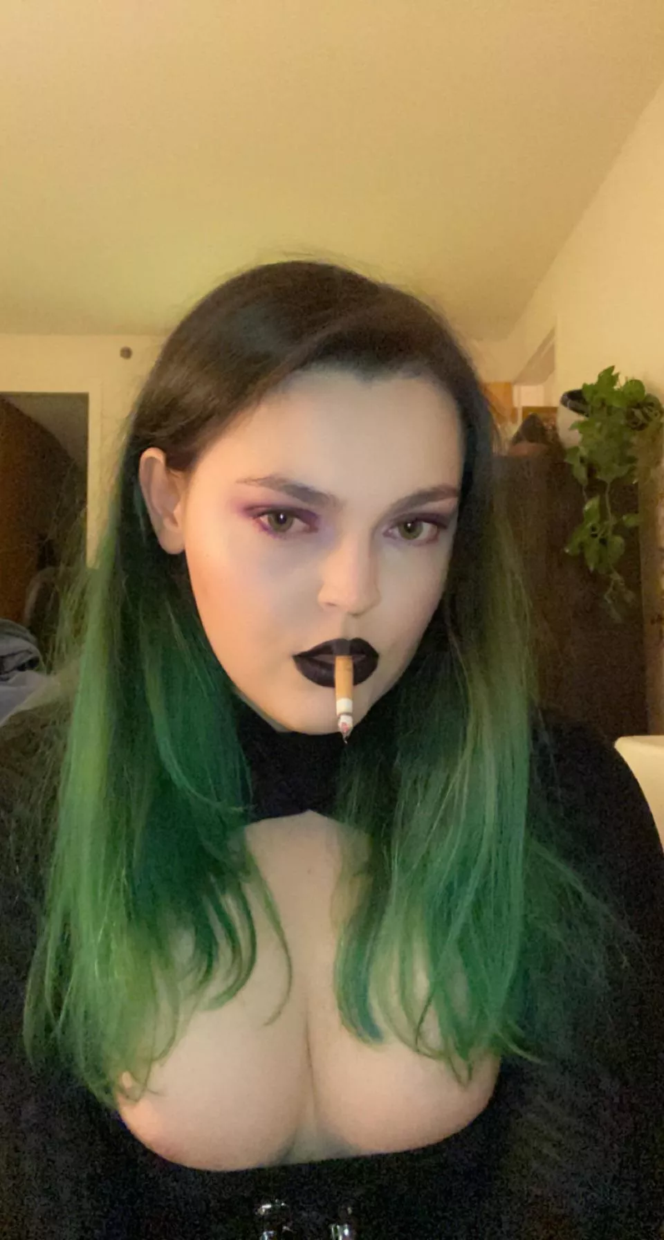 let me be your goth smoking gf?