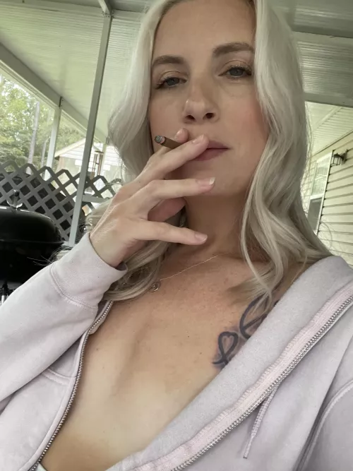 Let’s wake and bake, babe