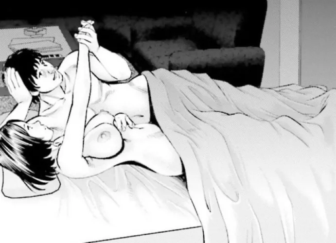 LF Mono Source: 1girl, 1boy, on bed, bed sheet, blanket, black armchair, black couch/sofa, table, pillow, black hair, short hair, head rest, collarbone, holding hand, looking at own hand/looking at another's hand, navel, smile, looking at another, big b