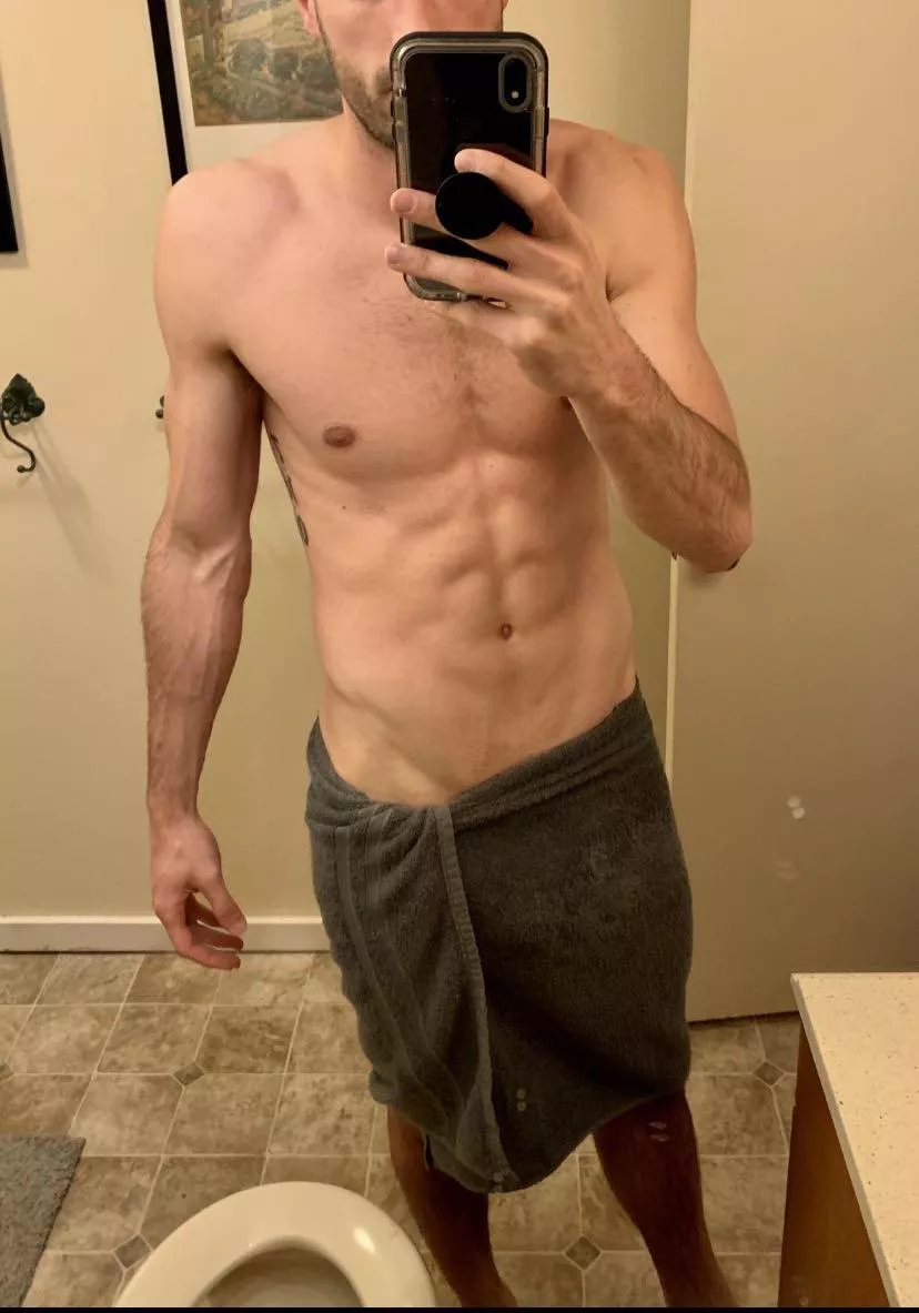 [M] late night workout -> shower -> later night workout?