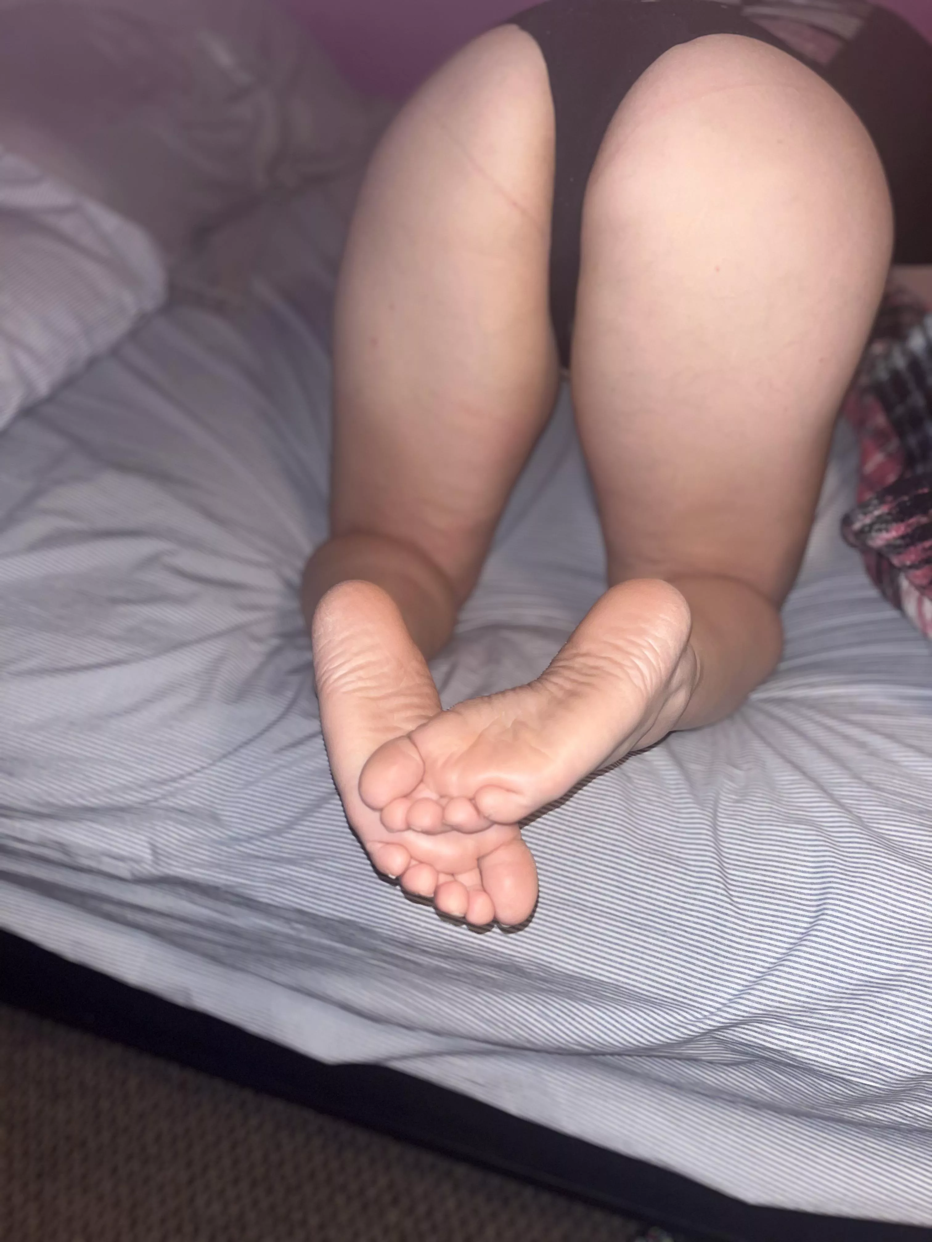 My 23 year old toesies are getting cold, help me warm them up.