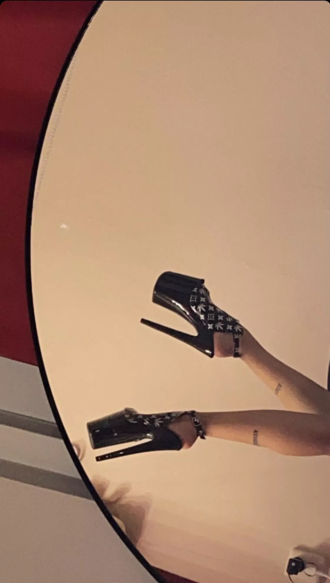 New heels, take a closer look 👀