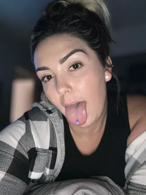 No makeup , would you still fuck me ???