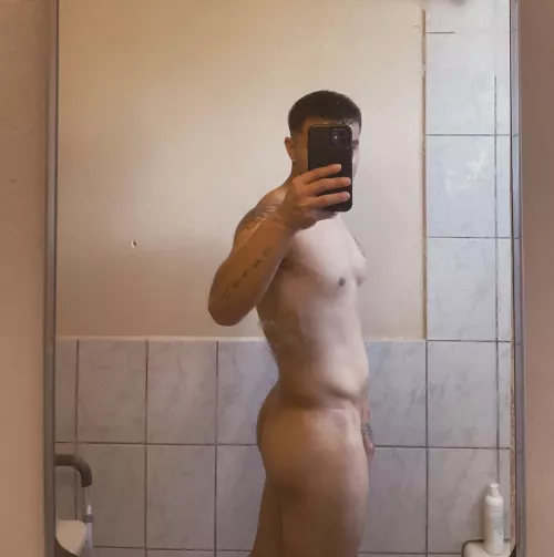 One of the best asses! I’m only 5’2 😉🔥