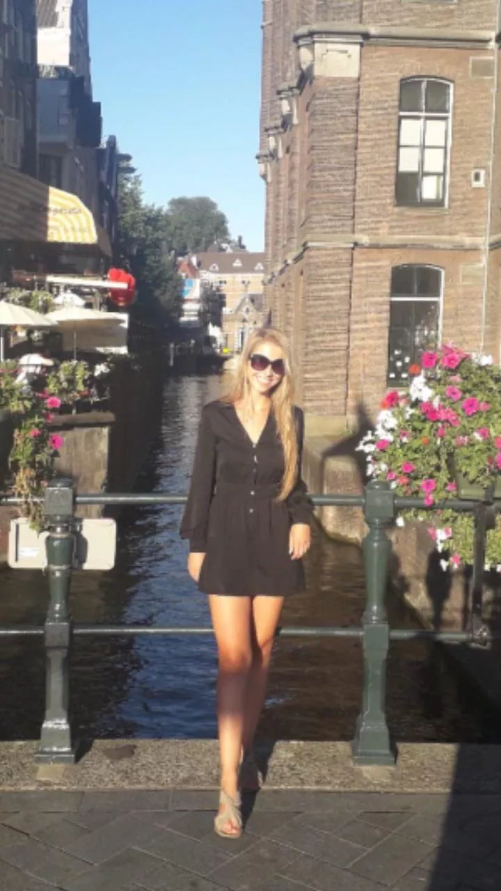 Pls make my wife pregnant ! My cum Doesn’t work … we are from Germany searching for a German bull