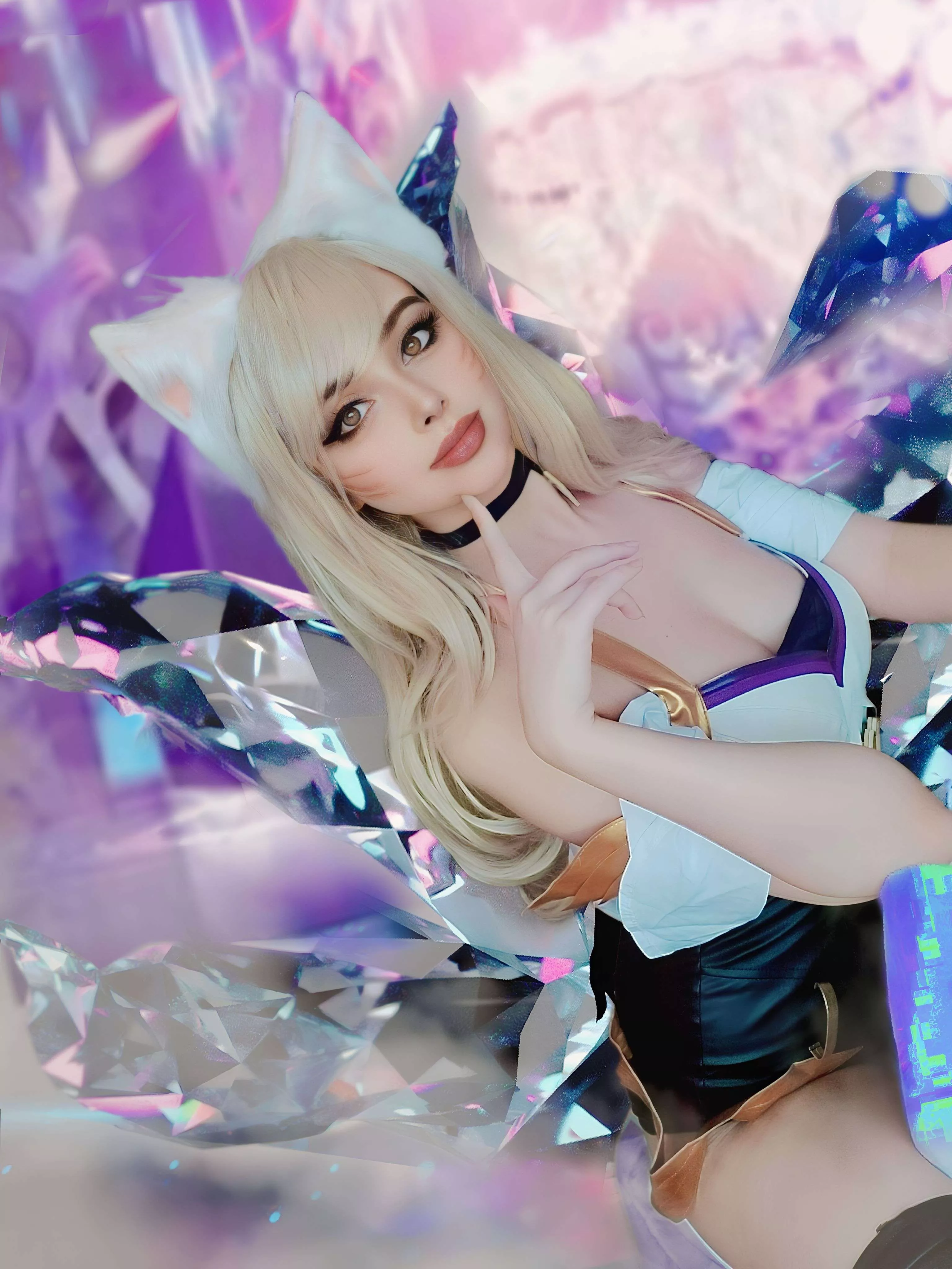 [self] It's KDA Ahri.. keep your eyes on me now ;)
