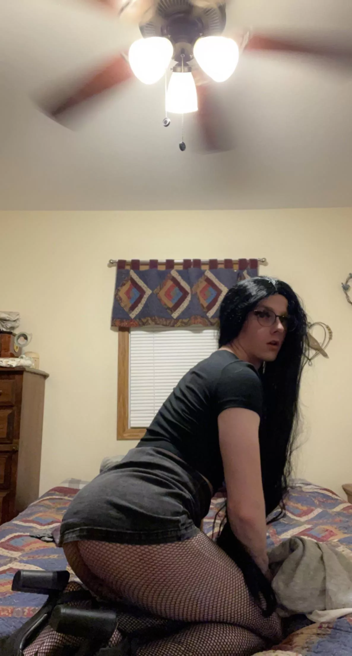 Sissy slut looking for other sissies!