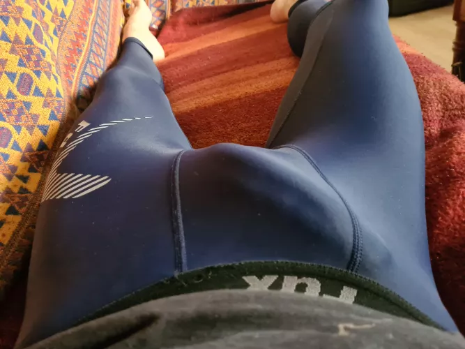 spandex bulge