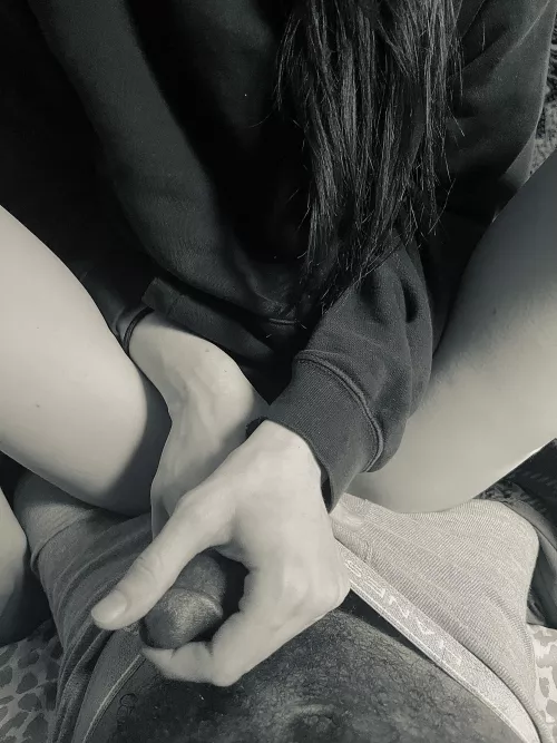 Tamper with daddy while he watches tv